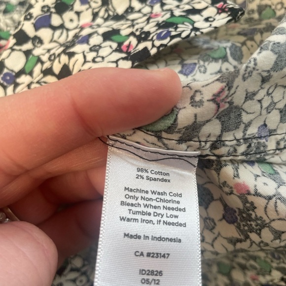 Talbots floral button down-16 - Picture 4 of 4